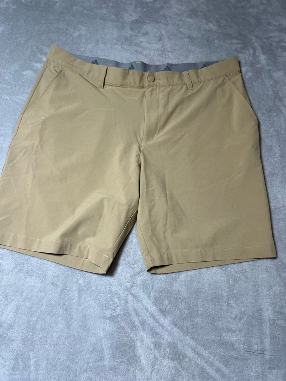 Adidas Golf Shorts Tan Men’s Size 38